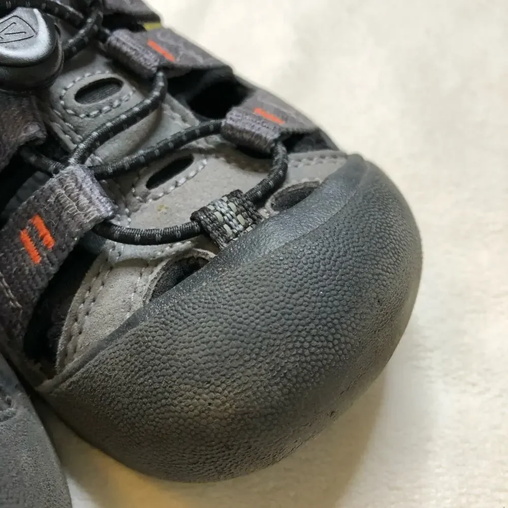 Keen Newport H2 gray black kids sandals size US 2